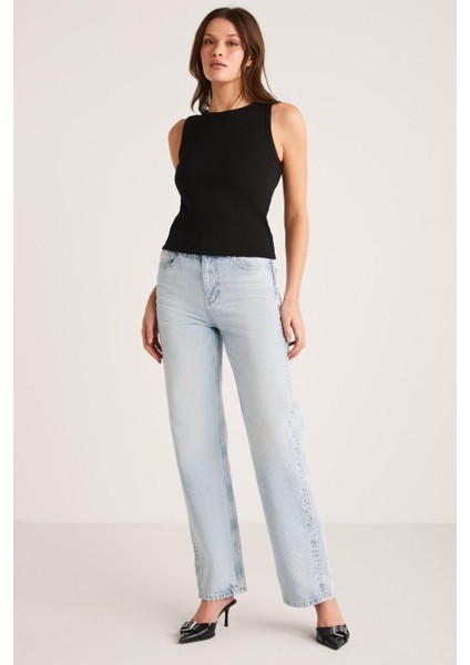 Modest Selena Kadın Regular Fit Normal Kalıp Kalın Askılı Sıfır Kollu Örme Siyah Atlet