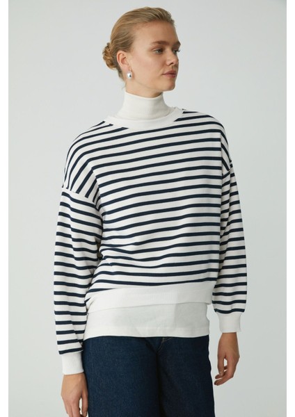 Modest Sahra Kadın Pamuklu Içi Polarlı Yumuşacık Oversize Yuvarlak Yaka Lacivert / Ekru Sweatshirt