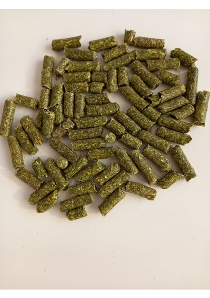 Yonca Pelet Yüksek Protein İçeriğiyle 25 kg Kemirgenler İçin Uygun Besin fiyatları
