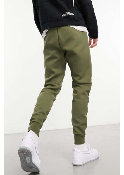 Sportswear Tech Fleece Taper Leg Jogger Dar Kesim Erkek Eşofman Altı fırsatları