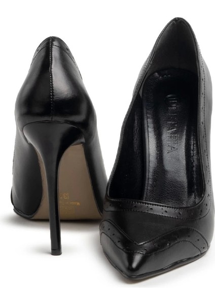 Talin Siyah Stiletto