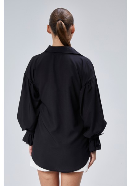 Oversize Büzgü Detaylı Saten Bluz Gömlek