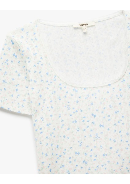 Pamuklu Slim Fit Ribanalı U Yaka Kısa Kollu Çiçekli Tişört