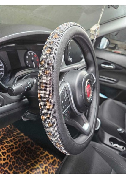 Leopar Taşlı Direksiyon Kılıfı modelleri