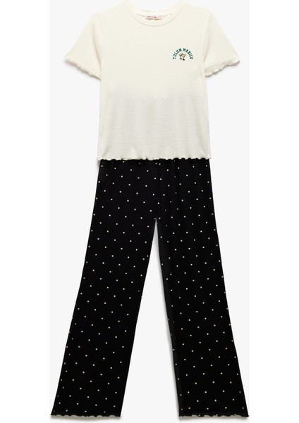 Nakış Detaylı Viskon Kısa Kollu Puantiyeli Pijama Takımı