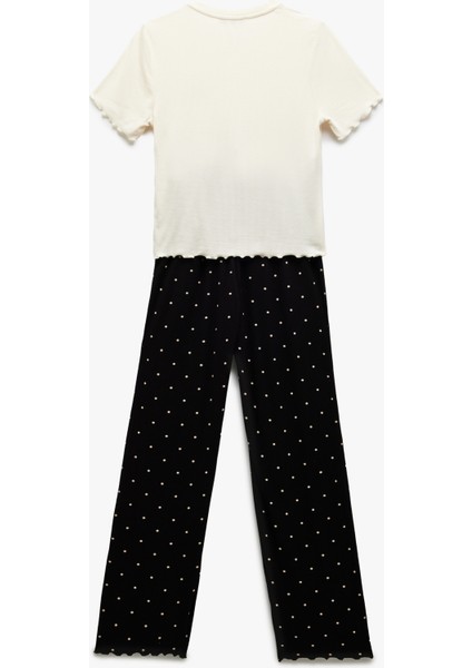Nakış Detaylı Viskon Kısa Kollu Puantiyeli Pijama Takımı