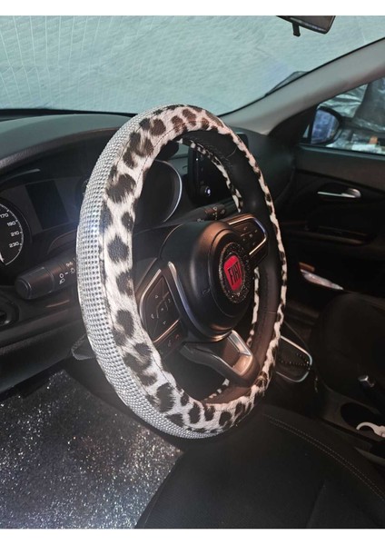 Taşlı Direksiyon Kılıfı Gümüş Elmas Gri Leopar Desenli Direksiyon Kılıfı modelleri