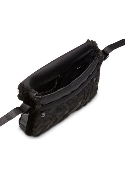 Sportswear Futura 365 Omuz Çantası FZ1326-010 Siyah indirimleri