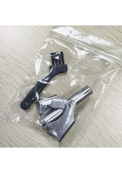 Plastik Torba 1pc Demir Kutu Taşınabilir Paslanmaz Çelik Burun Düzeltici, Vibrissa Jiletli ve Erkeklerin Burun ve Kulak Saç Bakımı Için Yıkanabilir Tasarım (Yurt Dışından)