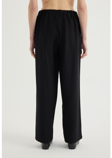 Straight Fit Siyah Pantolon indirimleri