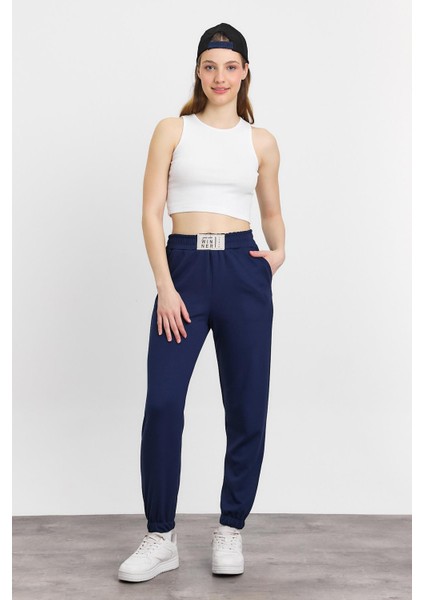 4011 Ön Aksesuar Detay Eşofman Laci