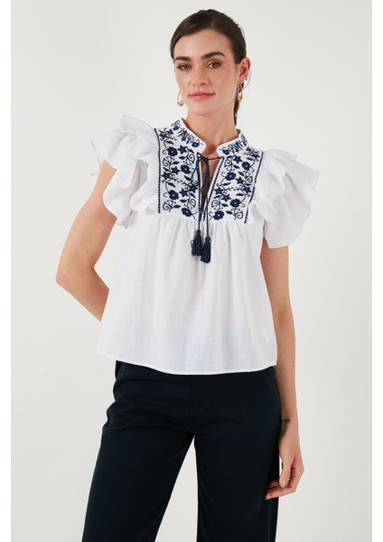 Pamuklu Regular Fit Nakış Işlemeli Bluz Bayan Bluz 611BZ0253
