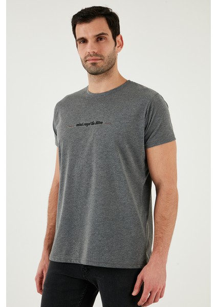 Pamuklu Slim Fit Bisiklet Yaka T Shirt Erkek T Shirt 541WIND modelleri