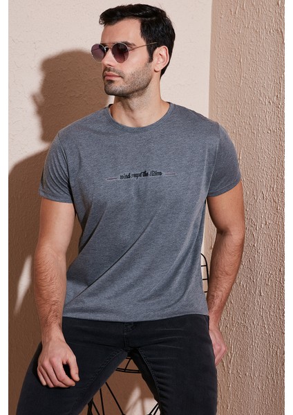 Pamuklu Slim Fit Bisiklet Yaka T Shirt Erkek T Shirt 541WIND