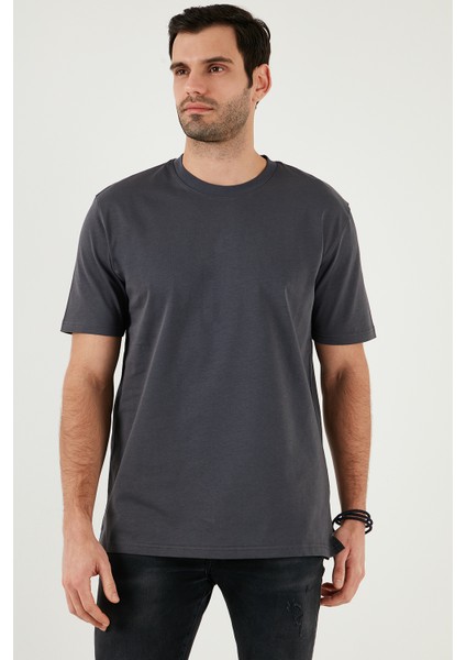 Pamuklu Relaxed Fit Sıfır Yaka T Shirt Erkek T Shirt 5905446 indirimleri