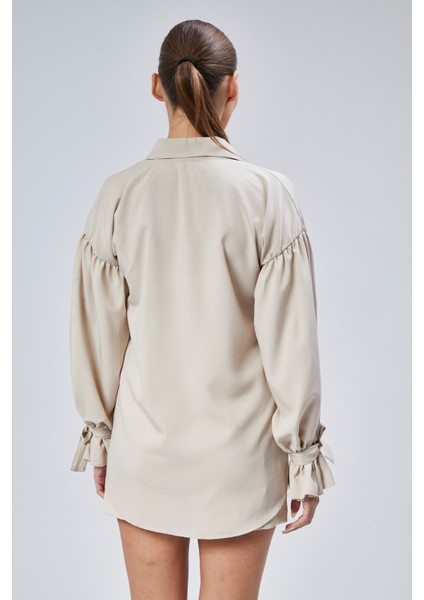 Oversize Büzgü Detaylı Saten Bluz Gömlek