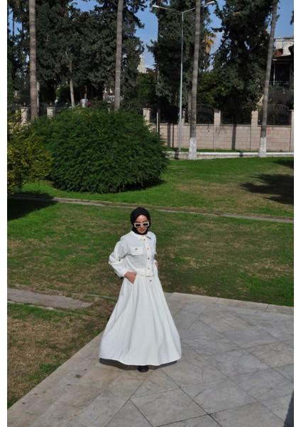 Beyaz Çizgili Gold Düğmeli Ceket Gömlek fırsatları