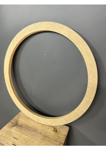 Düz Desen Yuvarlak Ayna Çerçevesi 50 cm Çapı 3,5 cm Yüzey Genişliği modelleri