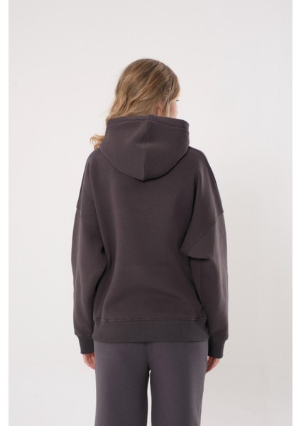 Kadın Oversize Kapüşonlu Sweatshirt Yüksek Rubber Baskı Rahat ve Şık Tasarım