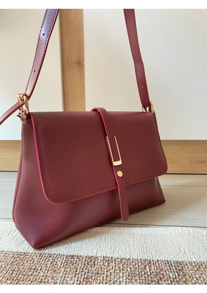 Kadın Vintage Model Şık Tasarım Gold Düğme Detaylı El ve Omuz Çantası fiyatları