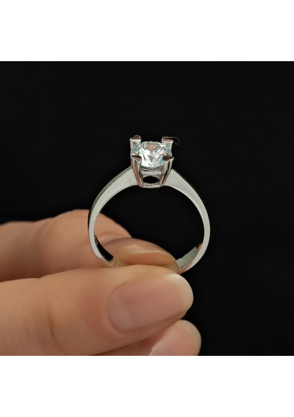 Kalpli Montür Swarovski Taşlı 925 Gümüş Tektaş Yüzük indirimleri