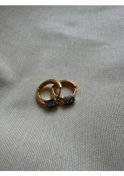 Taşlı Halka Küpe fırsatları