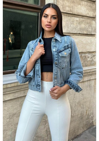 Kar Yıkama Düğmeli, Cepli, Kısa Denim Kot Ceket