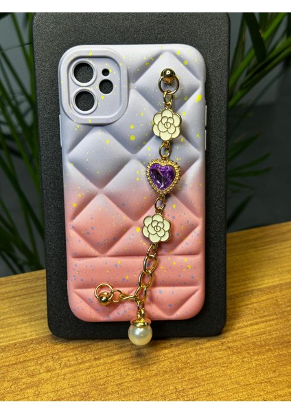iPhone 11 Özel Darbe Emici Kauçuk Özel Renk ve Taş Tasarımlı Gennmozart Kılıf
