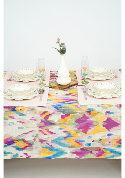 Ikat Baskılı Masa Örtüsü