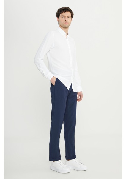 Slim Fit Dar Kesim Düğmeli Yaka Armürlü Gofre Desenli Gömlek