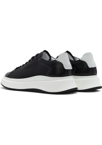 Erkek Siyah Bağcıklı Kalın Tabanlı Deri Sneaker 25SFD610918