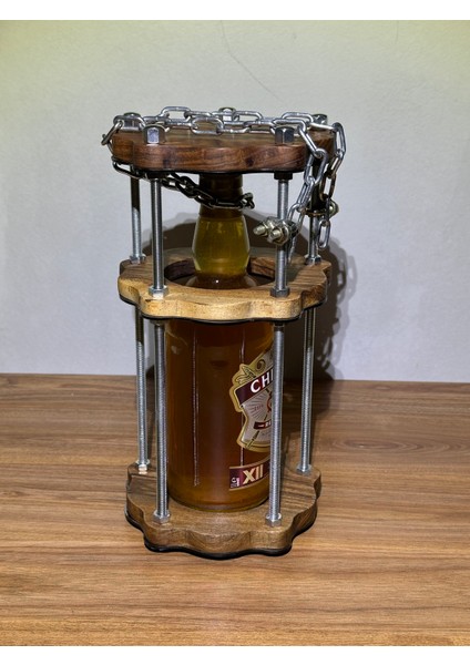 Dekoratif Metal Viski Saklama Kafesi ( Shivas Regal 1 Litre ) fırsatları