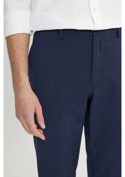 Slim Fit Dar Kesim Beli Lastikli Yan Cep Esnek Casual Pantolon