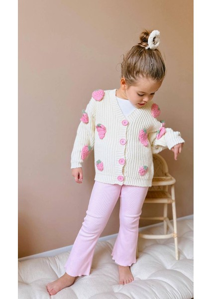 Çilek Detay Triko Takım