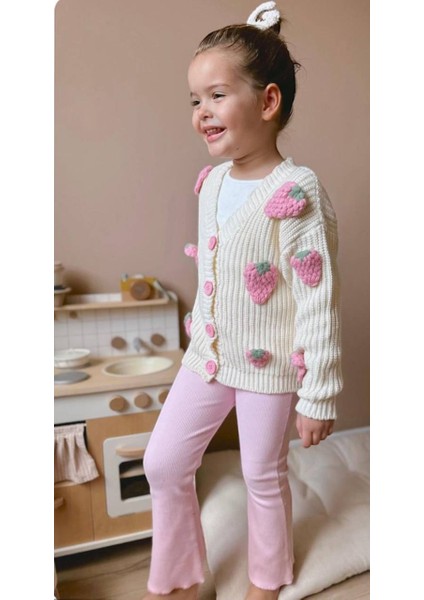 Çilek Detay Triko Takım fırsatları