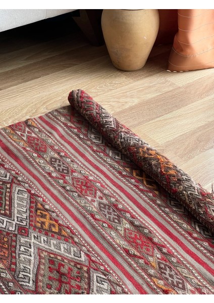 78 x 100 cm Küçük Boy Geometrik Desenli El Dokuma Yün Kilim Ev ve Ofis Kilimi fırsatları
