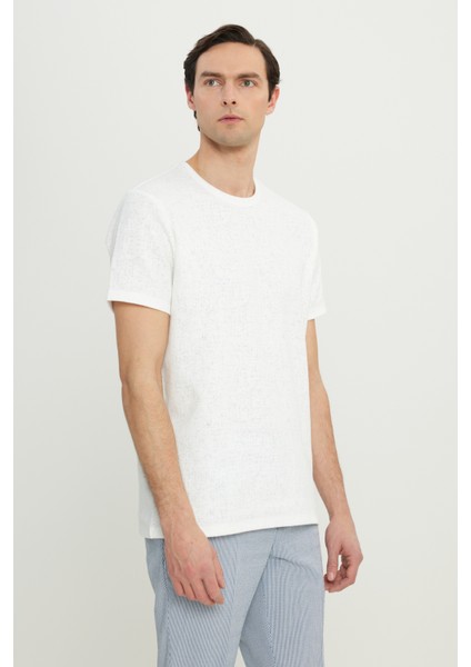 Pamuklu Slim Fit Dar Kesim Bisiklet Yaka Jakarlı Esnek Tişört modelleri