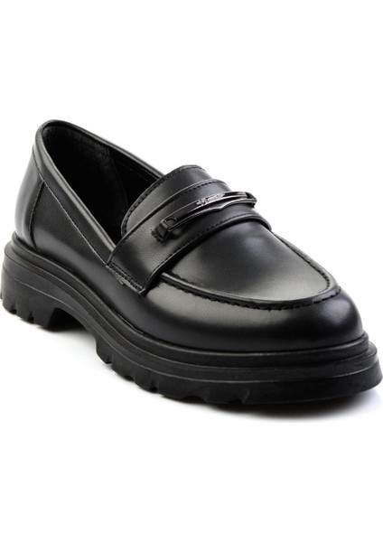 Siyah Kadın Loafer Ayakkabı K01997010709