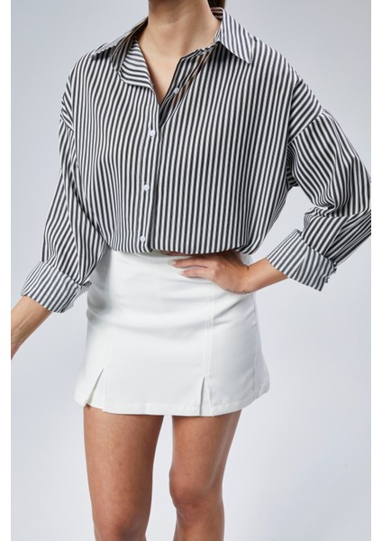 Siyah Beyaz Çizgili Oversize Kadın Gömlek modelleri