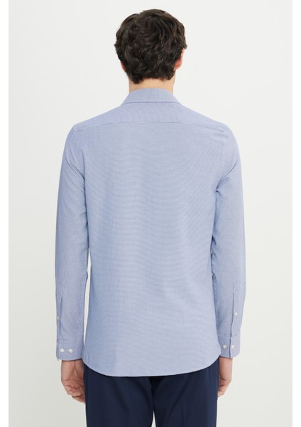 Pamuklu Regular Fit Normal Kesim Küçük Italyan Yaka Kazayağı Desenli Gömlek indirimleri