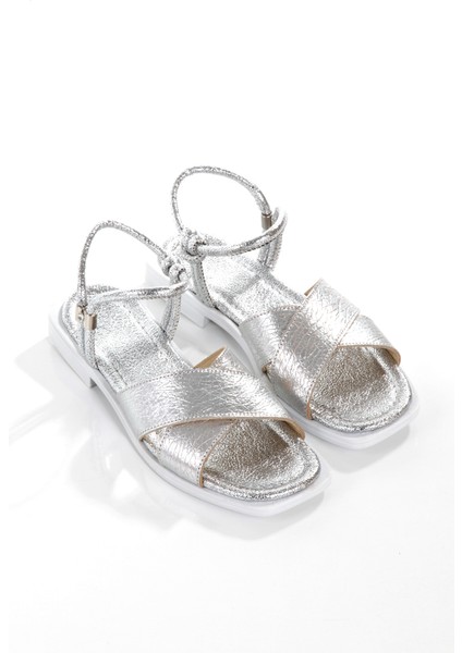 MİA028-3010 Deri Kadın Günlük Konforlu Gümüş Tatil Sandalet modelleri