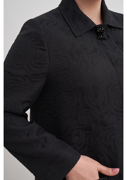 Patı Işleme Detaylı Cepli Kap modelleri