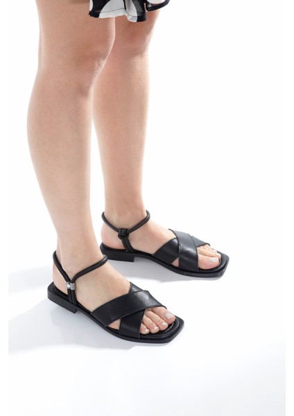 MİA028-3010 Deri Kadın Günlük Konforlu Siyah Tatil Sandalet fiyatları