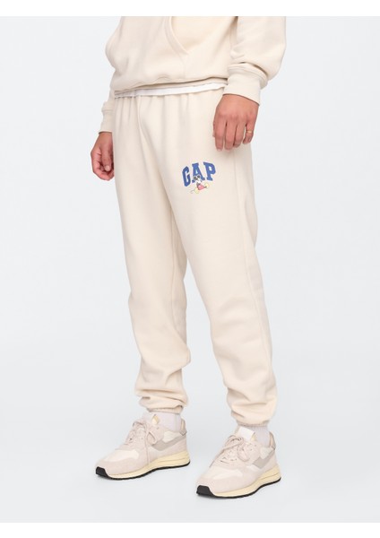 Erkek Kırık Beyaz Gap Logo Disney Grafikli Fleece Eşofman Altı modelleri