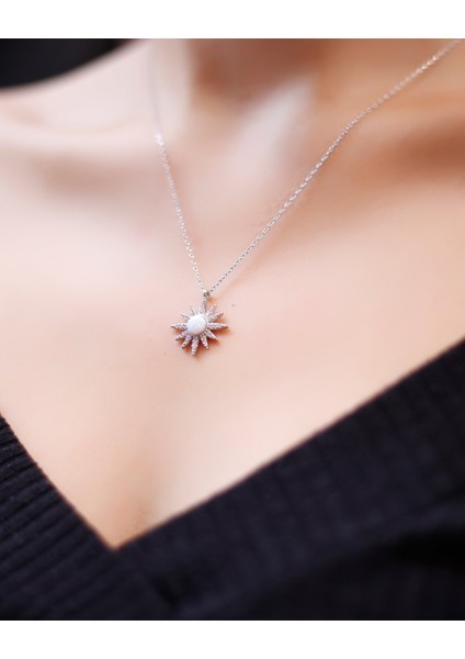 Opal Taşlı Gümüş Kutup Yıldızı Kolye fiyatları