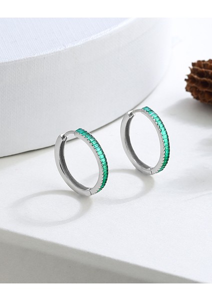 Yeşil Baget Taşlı Gümüş Küpe modelleri