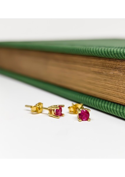 Ruby Renkli Taşlı Gümüş Tektaş Küpe modelleri