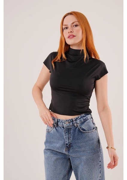 Boğazlı Parlak Kumaş Siyah Crop