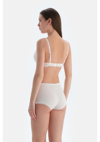 Ekru Dantel Detaylı Boyshort Külot