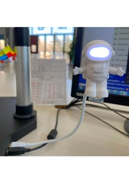 Taşınabilir Klavye Işık USB Küçük Gece Lambası Astronot indirimleri